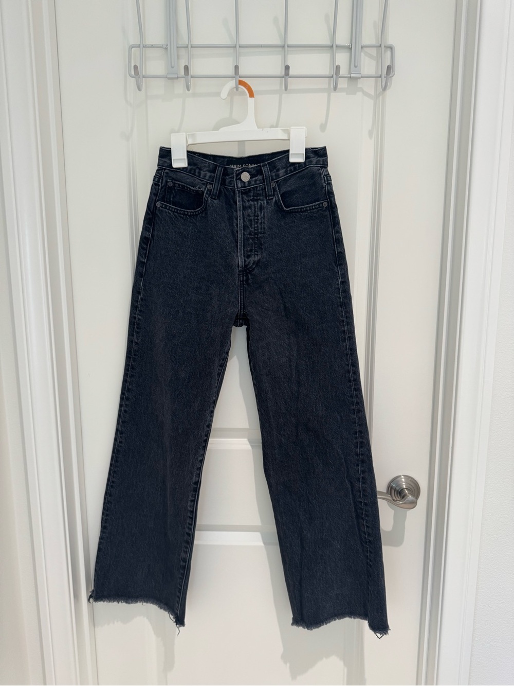 Aritzia Denim Forum Charcoal Eyeliner High-Rise Wide-Leg Farrah Jeans in Size 24